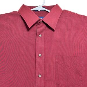 Stafford Mens Short Sleeve Button Up Shirt Burgundy Red Wrinkle Free Size 18